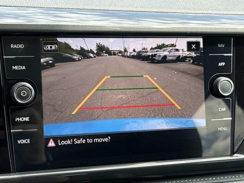 Used 2022 Volkswagen Taos SEL w/ Panoramic Sunroof Package AWD/4WD image 21