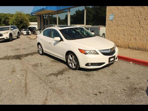 Used 2014 Acura ILX w/ Technology Package FWD image 1