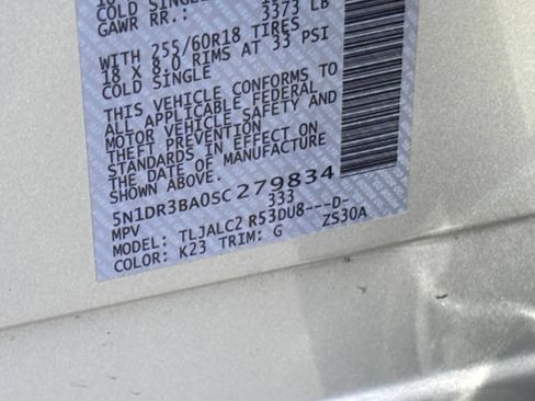 Used 2025 Nissan Pathfinder SV FWD image 32