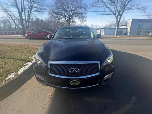 Used 2016 INFINITI Q70 L 3.7 w/ Deluxe Touring Package image 8