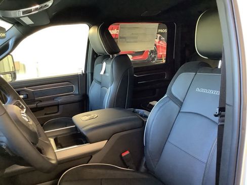 New 2026 RAM 2500 Laramie w/ Towing Technology Group image 36