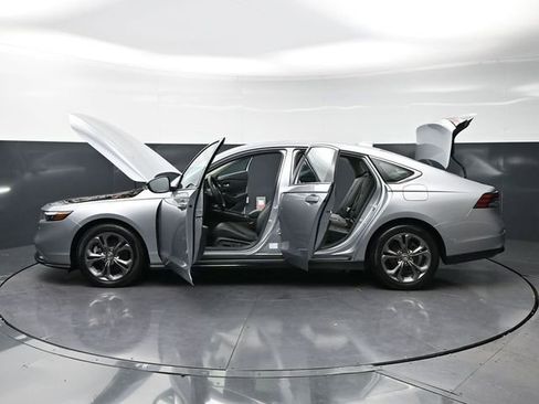 Used 2023 Honda Accord EX-L image 41