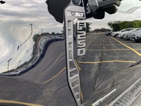 New 2026 Ford F250 XLT w/ XLT Premium Package image 34