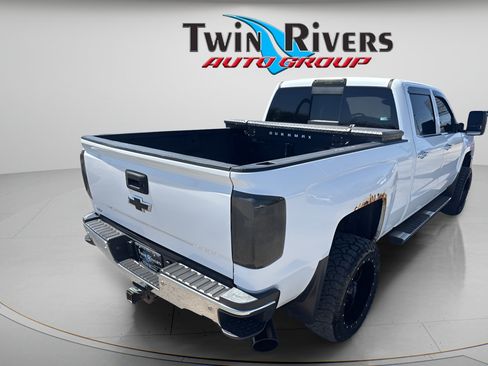 Used 2015 Chevrolet Silverado 2500 LTZ w/ Duramax Plus Package AWD/4WD image 3