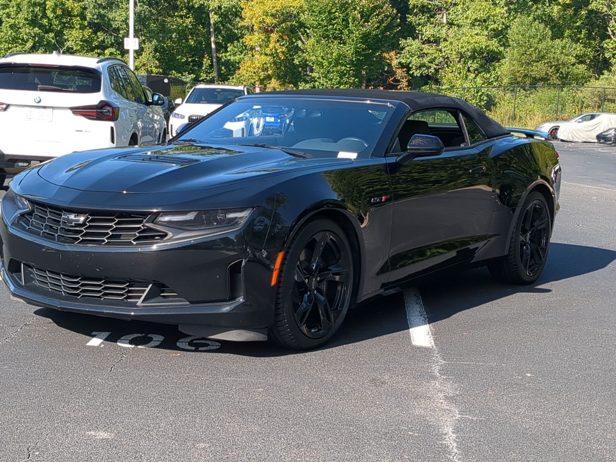 Used 2023 Chevrolet Camaro LT RWD image 5