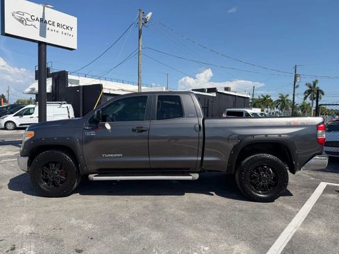 Used 2014 Toyota Tundra SR5 AWD/4WD image 8