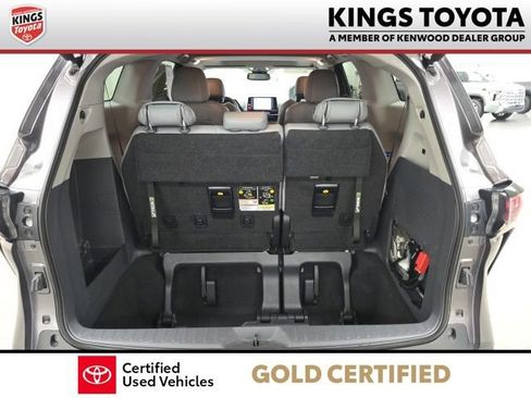Certified 2024 Toyota Sienna XLE AWD/4WD image 11