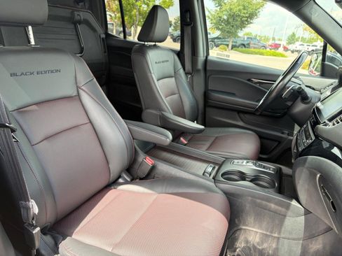 Used 2021 Honda Ridgeline Black Edition image 34