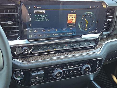 Used 2025 Chevrolet Silverado 1500 RST w/ Convenience Package II image 16