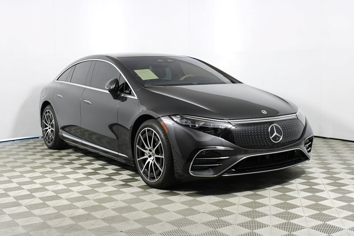 Used 2022 Mercedes-Benz EQS 580 4MATIC Sedan image 34