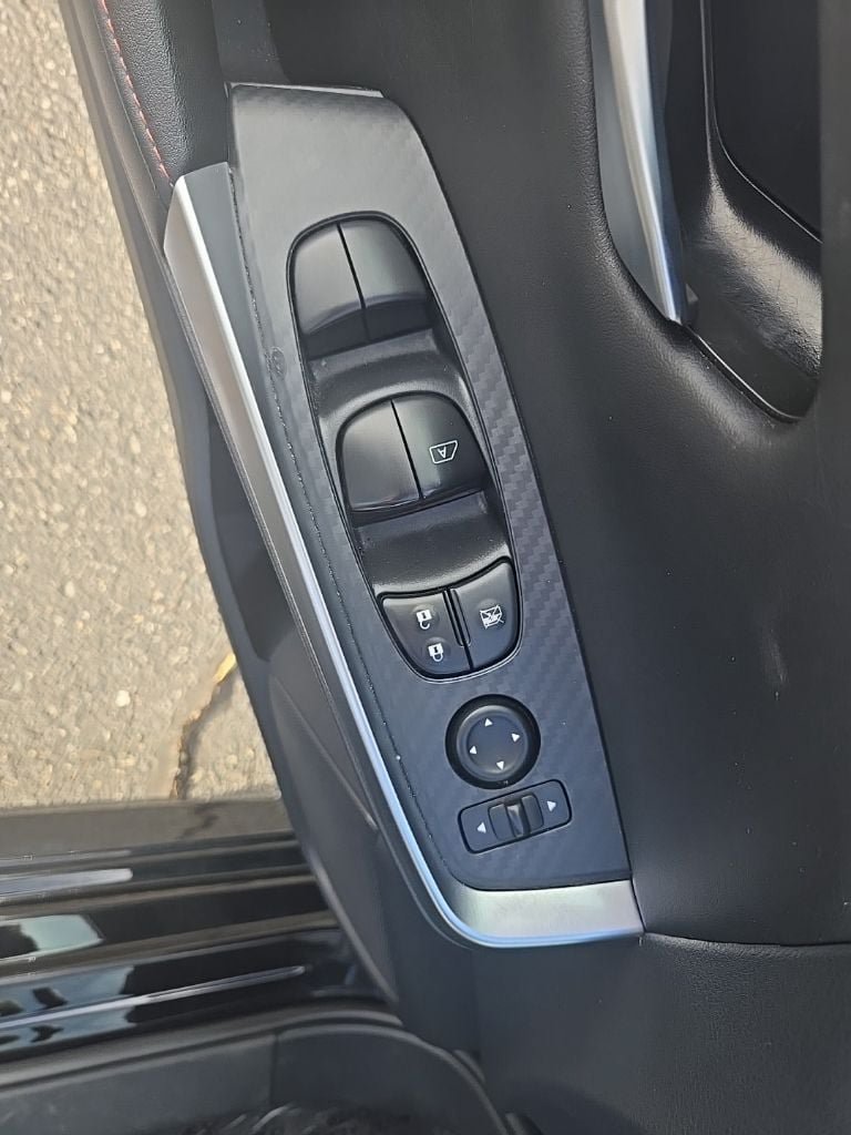 Used 2025 Nissan Sentra SR FWD image 10