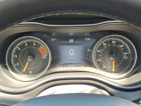 Used 2019 Jeep Cherokee Limited AWD/4WD image 22