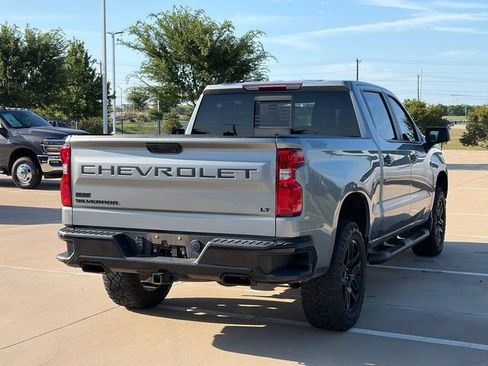 Used 2024 Chevrolet Silverado 1500 LT Trail Boss w/ Convenience Package II AWD/4WD image 9