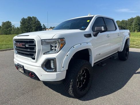 Used 2020 GMC Sierra 1500 AT4 w/ AT4 Premium Package AWD/4WD image 3