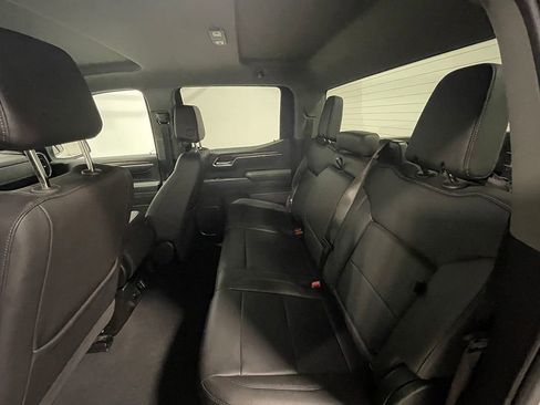 Used 2025 GMC Sierra 1500 SLT image 19