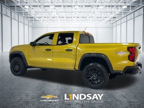 Used 2023 Chevrolet Colorado Trail Boss w/ Technology Package image 7