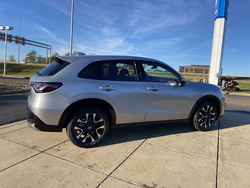 New 2026 Honda HR-V EX-L image 11