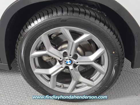 Used 2024 BMW X3 sDrive30i w/ Premium Package RWD image 10