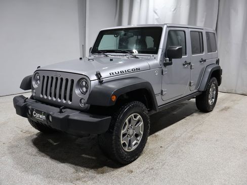 Used 2014 Jeep Wrangler Unlimited Rubicon w/ Connectivity Group image 6