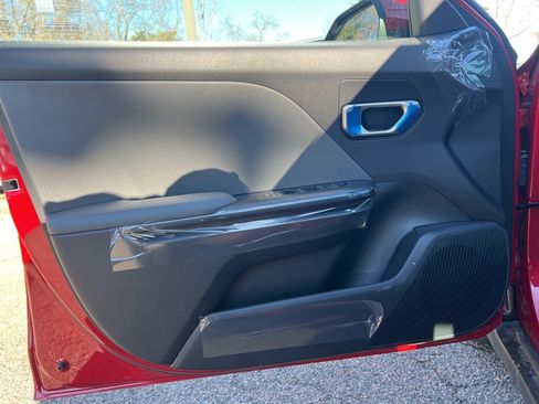 New 2025 Kia K4 LXS image 8