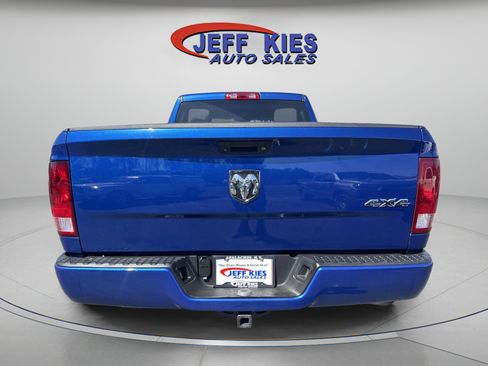 Used 2018 RAM 1500 Express w/ Express Value Package AWD/4WD image 6