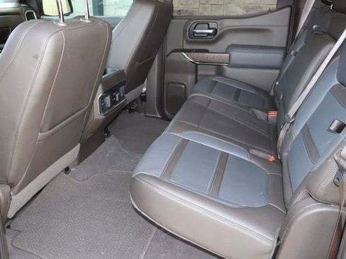 Used 2022 GMC Sierra 1500 Denali w/ Denali Reserve Package AWD/4WD image 6