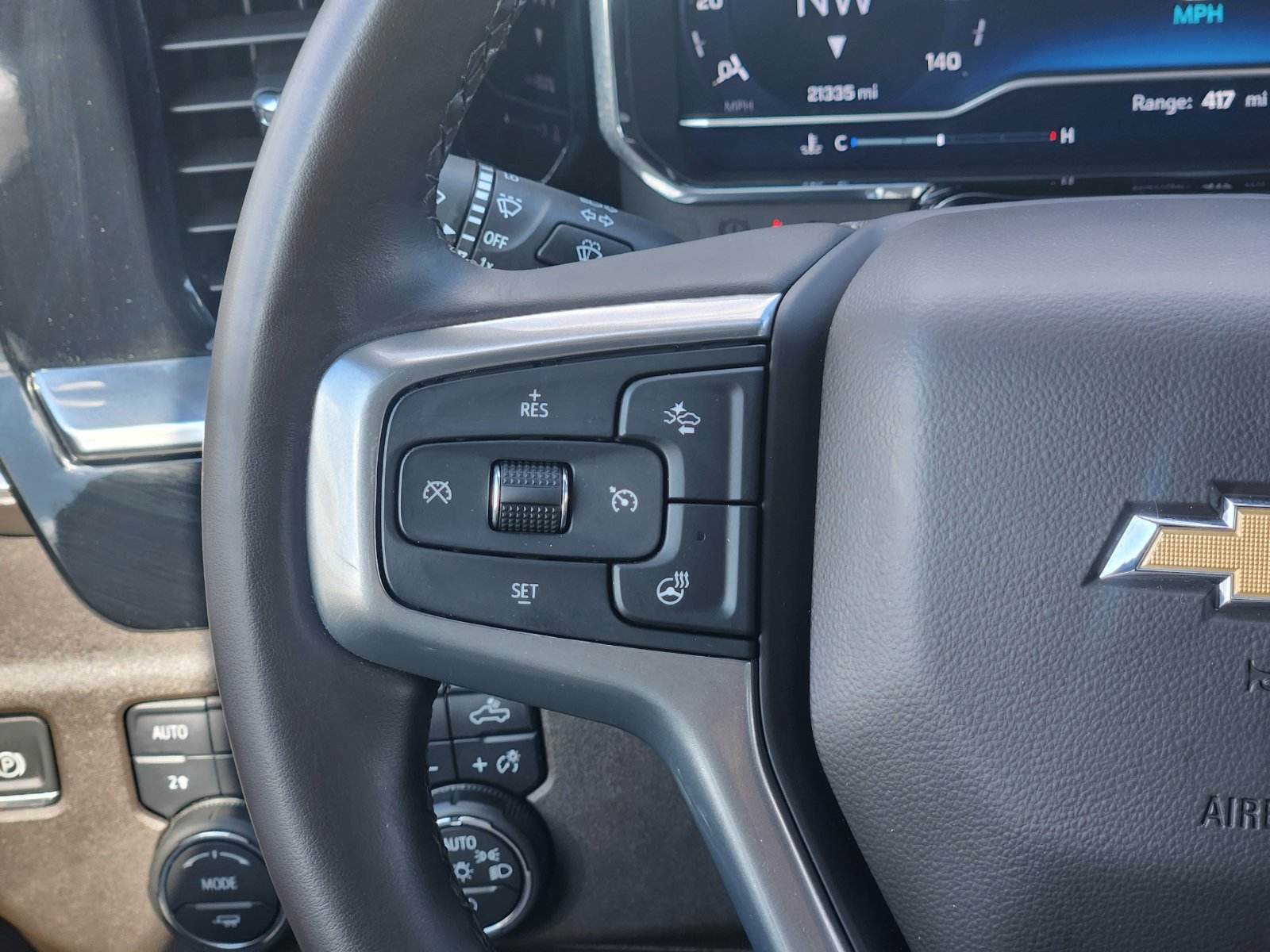 Used 2025 Chevrolet Silverado 2500 LT w/ Texas Edition AWD/4WD image 31