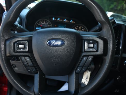 Used 2020 Ford F150 XLT RWD image 12