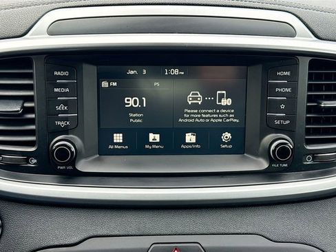 Used 2020 Kia Sorento S image 14
