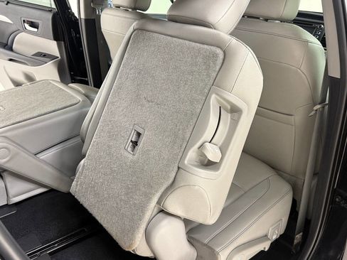 Used 2019 Toyota Highlander XLE AWD/4WD image 88