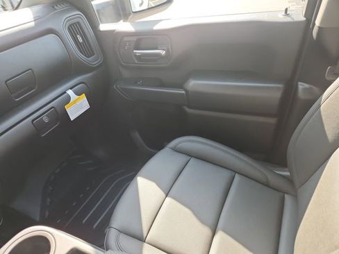 New 2026 GMC Sierra 2500 Pro w/ Convenience Package image 13