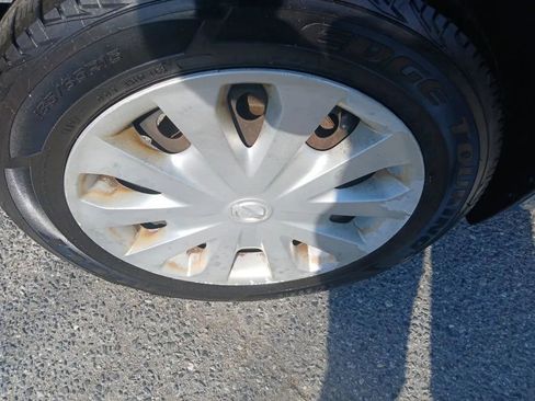 Used 2014 Nissan Versa Note SV image 25