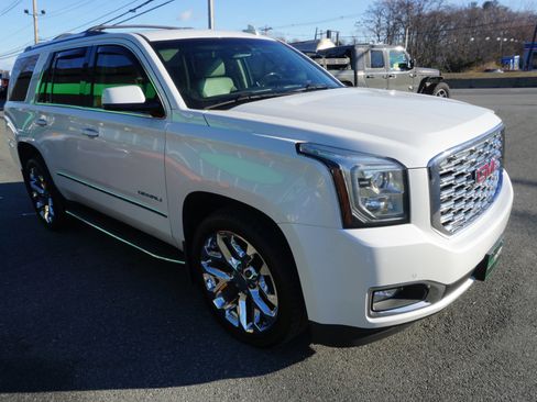 Used 2018 GMC Yukon Denali w/ Open Road Package image 5