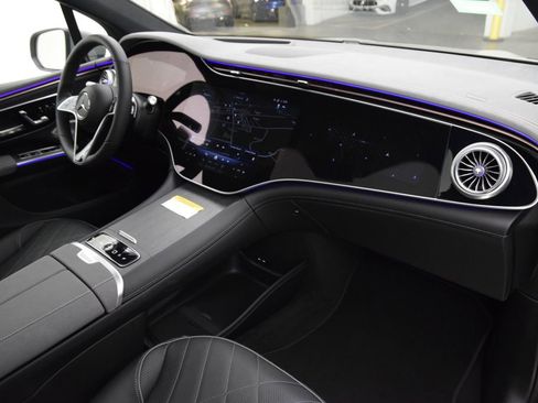 New 2026 Mercedes-Benz EQS 550 4MATIC SUV image 15