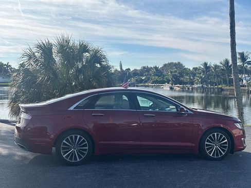Used 2019 Lincoln MKZ Premiere image 6