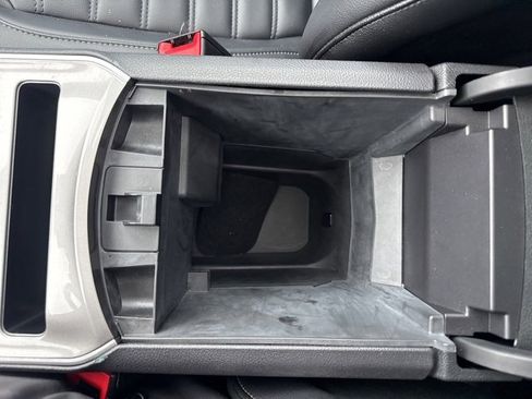 Used 2024 Ford Edge SEL w/ Convenience Package image 37