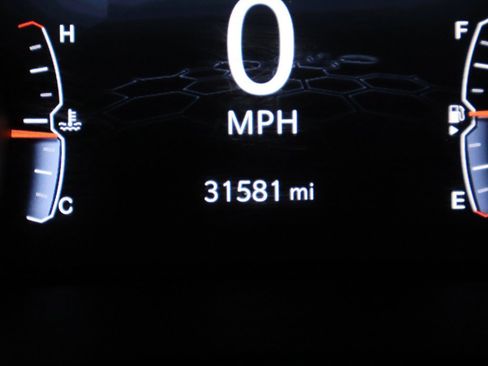 Used 2023 Jeep Compass Latitude w/ Sun and Sound Group image 34