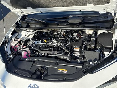 Used 2024 Toyota Prius XLE image 13