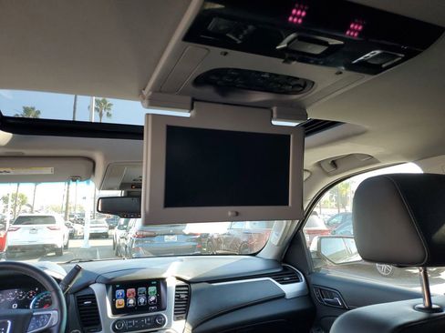 Used 2017 GMC Yukon SLT w/ Open Road Package image 15