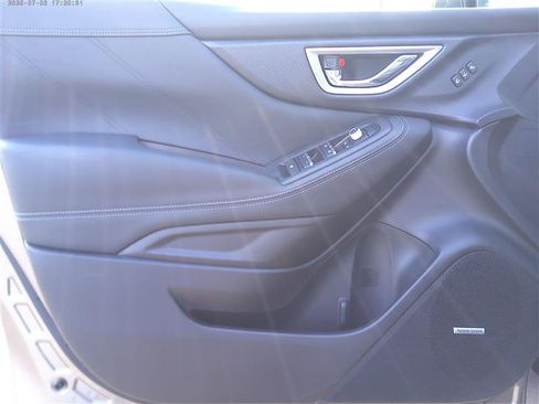 Used 2019 Subaru Forester Touring AWD/4WD image 17