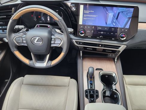 Certified 2024 Lexus RX 350 FWD w/ Convenience Package image 27