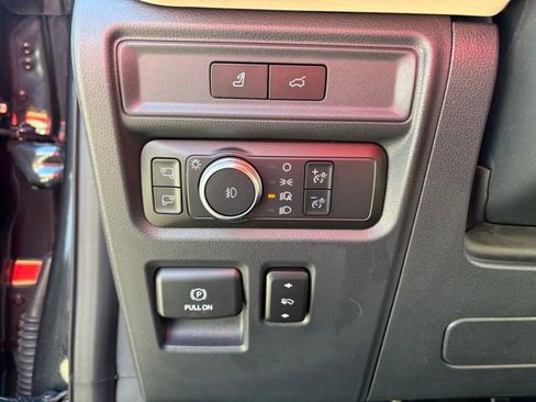 Used 2022 Ford Expedition Platinum image 23