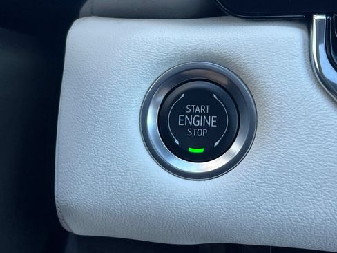 Used 2024 GMC Canyon AT4X AWD/4WD image 19