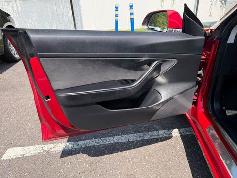 Used 2020 Tesla Model 3 Standard Range Plus RWD image 27