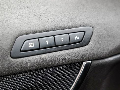 Used 2017 Cadillac ATS V w/ Luxury Package RWD image 41