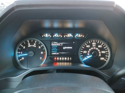 Used 2016 Ford F150 XLT w/ Equipment Group 301A Mid image 27