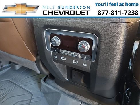Certified 2024 Chevrolet Suburban High Country w/ Advanced Technology Package image 13