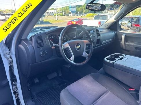 Used 2010 Chevrolet Silverado 1500 LT w/ Power Pack Plus AWD/4WD image 9