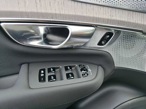 New 2026 Volvo XC90 T8 Ultra w/ Lounge Package image 25