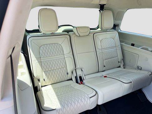 Used 2023 Lincoln Navigator Black Label AWD/4WD image 28